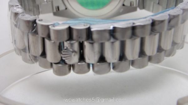 Rolex Day-Date Polished Stainless Steel Silver Dial Mens Replica Watches 2