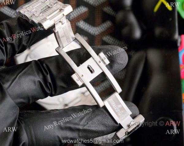 Buy Replica Audemars Piguet Iced Out Royal Oak Offshore Watch 44mm 2