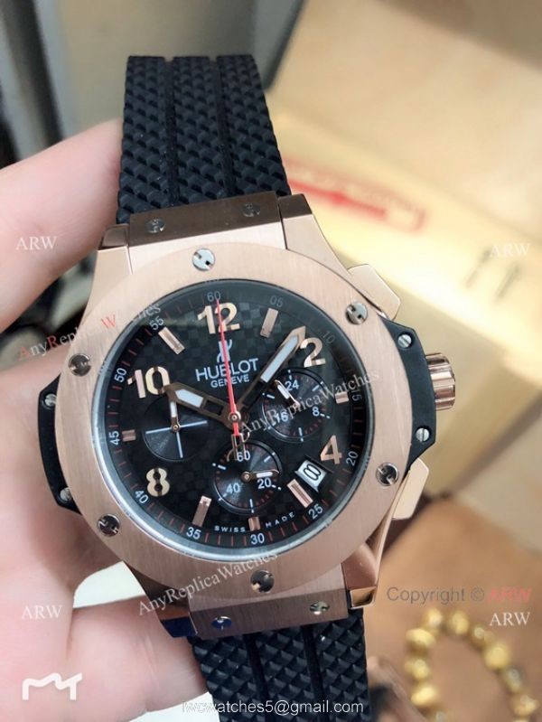 Fake Hublot Geneve Big Bang Rose Gold Chronograph Watch 2