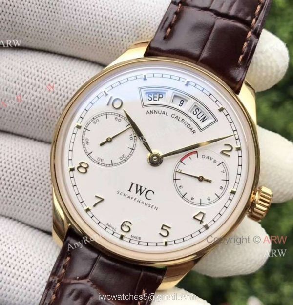 Fake IWC Portugieser Annual Calendar 7 days 44.2mm Watch Gold Case White Dial 2