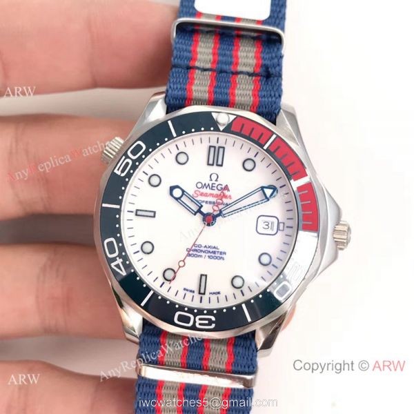 Swiss Grade Omega Commanders 007 James Bond Omega Watch White Face Nato Strap 2