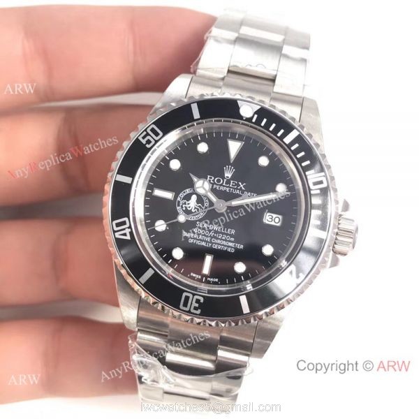 Replica Rolex Vintage SEA-Dweller Limited Edition SS Black Bezel Watch 2