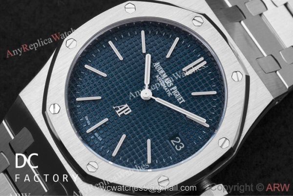 Replica Audemars Piguet Royal Oak Jumbo Extra Thin 39MM Watch Stainless Steel Blue Face 2