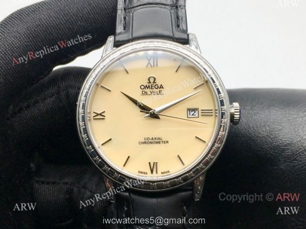 SWISS Replica Omega De Ville Mens Watch Mother of Pearl Face 2