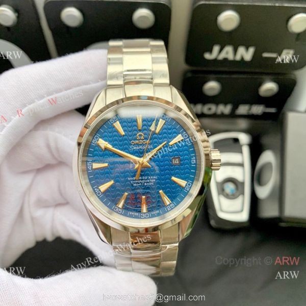 Omega Seamaster AQUA TERRA Swiss 8215 Watches Replica SS White Waved Dial 2