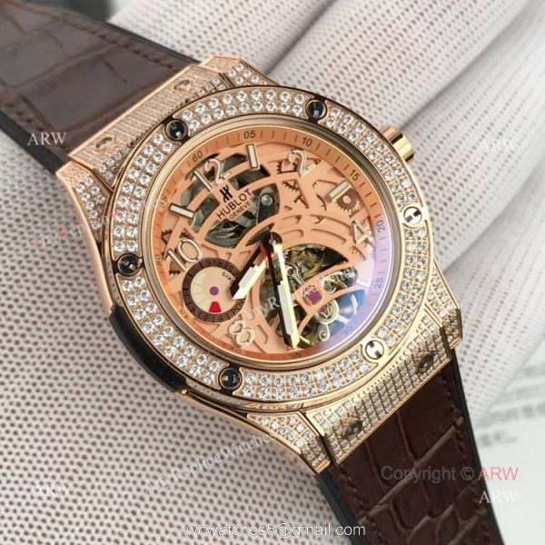 New replica Hublot Classic Fusion Rose Gold Diamond Watch Black Face 2