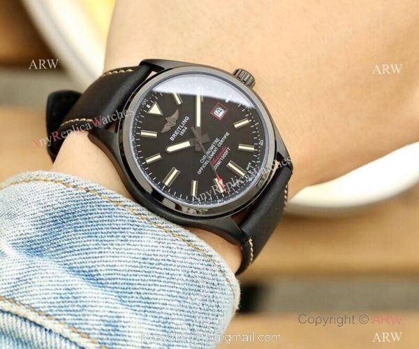2019 Replica Breitling Avenger Men Watch SS Blue Dial Blue Leather strap 2