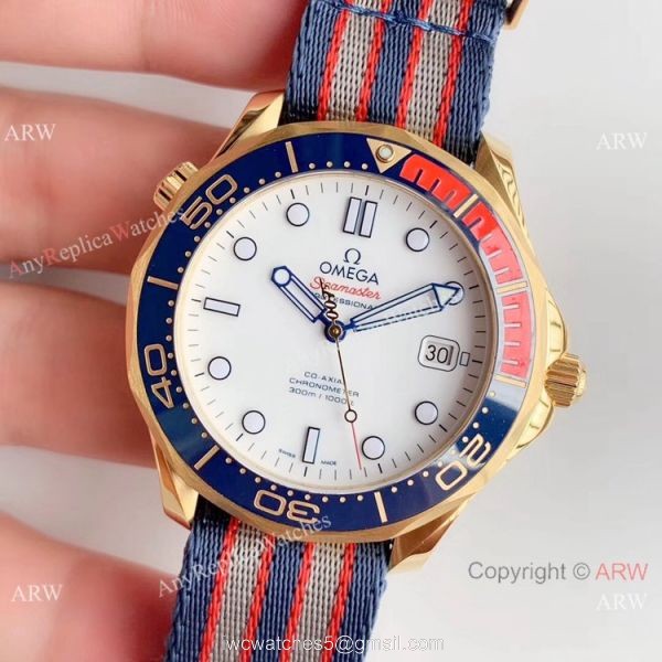 OM Factory Omega Commanders 007 James Bond Watch Replica Yellow Gold 2