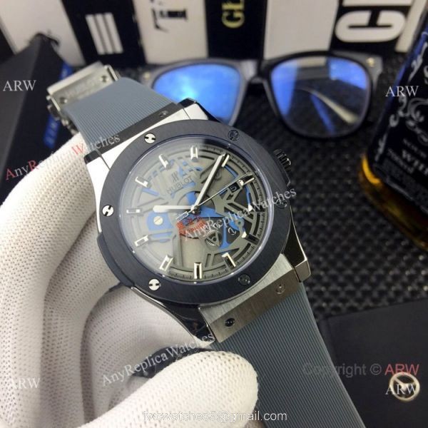 Replica Hublot Classic Fusion 43mm watches Black Bezel Rubber Strap 2