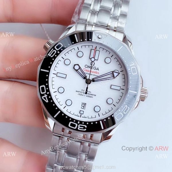 OM Factory Omega Diver 300M James Bond Stianless Steel Black Ceramic Watch Grade 1A Copy Omega 2