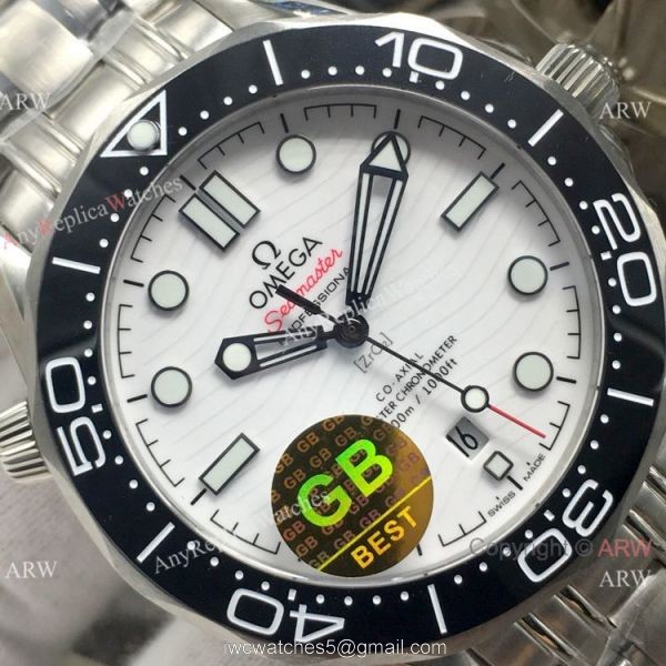GB Factory Omega Diver 300M James Bond Replica Watch Stainless Steel White Dial Omega 8800 Movement 2