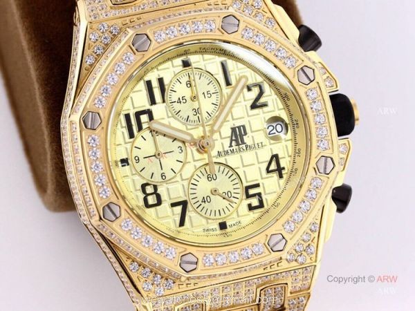 Replica Audemars Piguet Ice Royal Oak Chronograph Watch Audemars Piguet Yellow Gold 2