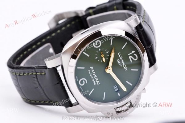 (VSF)2020 Panerai PAM1056 Luminor Green Dial MS Dhoni Edition Swiss Replica Watches 2