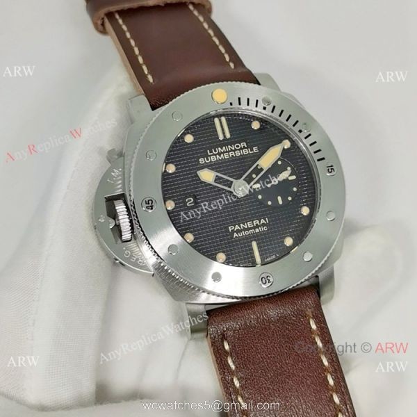 New Copy Panerai Luminor Submersible PAM569 47mm Watch Left-Handed 2