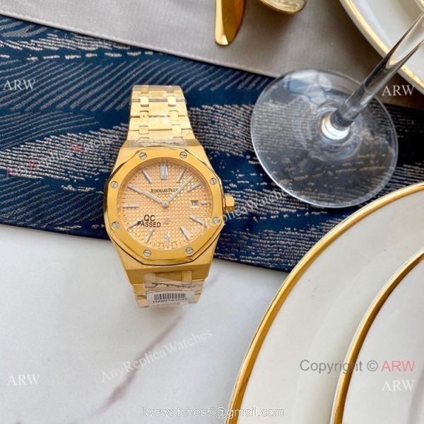 Best Copy Audemars Piguet Royal Oak Yellow Gold 41MM Watch 2