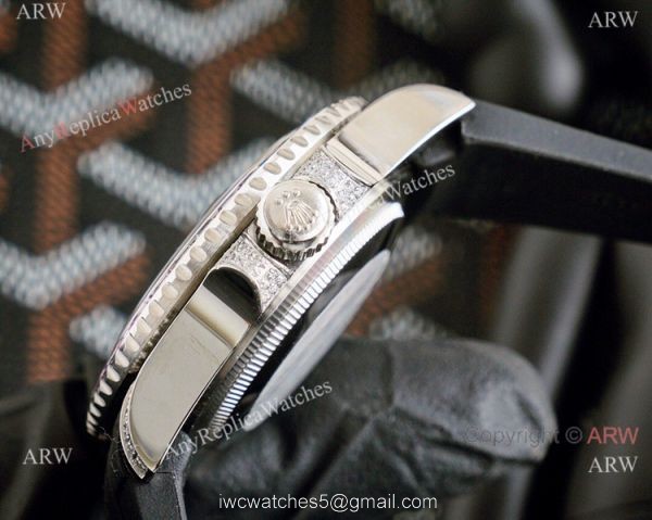Top Replica Rolex Submariner Watch Rainbow Bezel Blue Rubber Strap 2