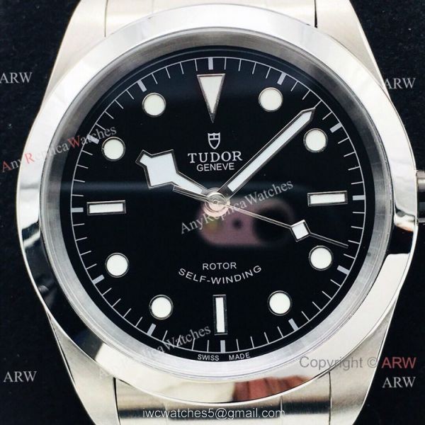 Swiss Replica Tudor Black Bay V2 Version Watch Stainless Steel Black Dial 41mm 2