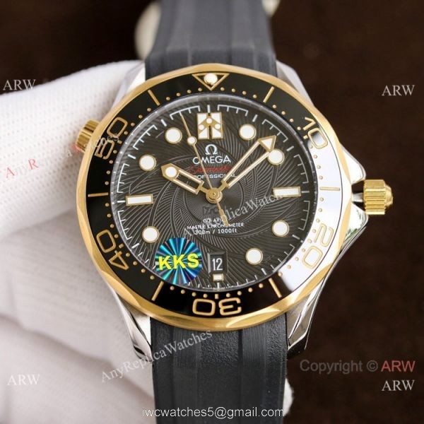 New! Copy Omega Diver 300m James Bond Limited Edition Watch Rose Gold Rubber Strap 2