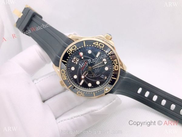 Copy Omega James Bond Limited Edition Seamaster 300m Watch Yellow Gold 42mm 2