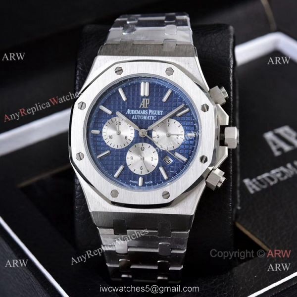 Knockoff Audemars Piguet Royal Oak 41mm Wrist Silver Steel Blue Sub-dials 2
