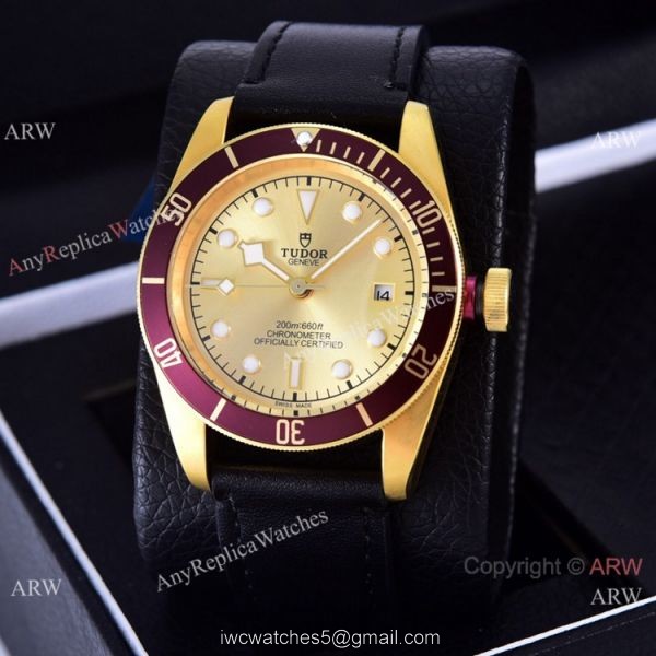 Clone Tudor Heritage Black Bay 41mm Watches Black Leather Strap Green Bezel 2
