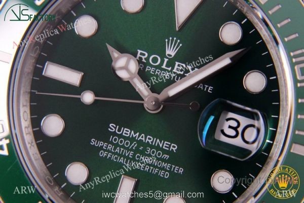 Highest Quality Copy Rolex Submariner Hulk VS Factory 3135 Watch 40mm 2