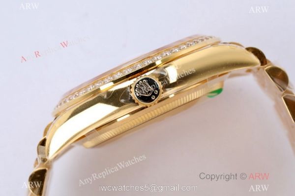 (EW) Swiss 1:1 Copy Rolex DayDate 36mm Watch White Mother Pearl Dial Center Diamond Strap 2