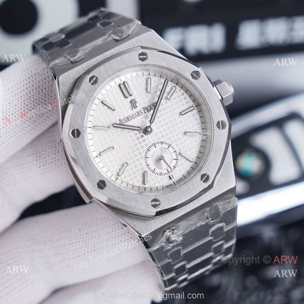 New Audemars Piguet 1252 Royal Oak Replica Watch Blue Dial Stainless Steel 42mm 2