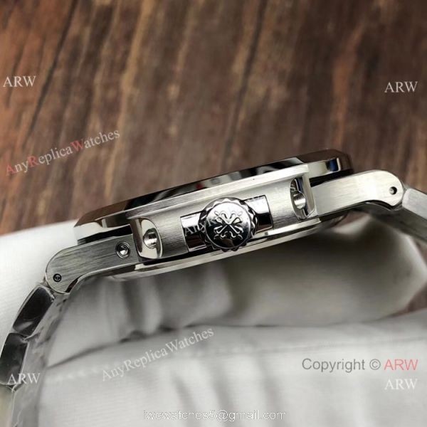 PPF Super Clone Patek Philippe Geneve Nautilus Moon phase Stianless Steel Gradient Blue Watch 40mm 2