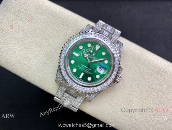 Swiss Replica Rolex Submariner 2836 Iced Out Watch 904L Stainless Steel Green Face 40mm 2