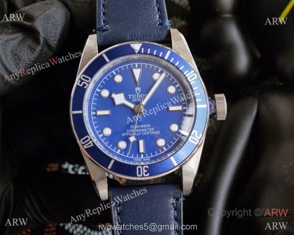 Vintage Tudor Heritage Watch Stainless Steel Blue Dial Automatic 42mm 2