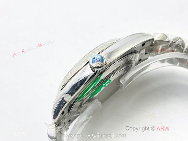 EW Factory V2 Rolex Day-Date 40mm 3255 Bright blue Dial Replica Watch with NFC card 2
