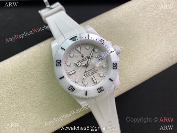 Swiss Rolex Submariner White Ceramic 5G Factory 3135 40mm Watch 2