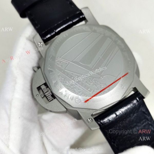 New Panerai Luminor Luna Rossa Gmt 42mm Pam1096 Watch Carbotech Case 2