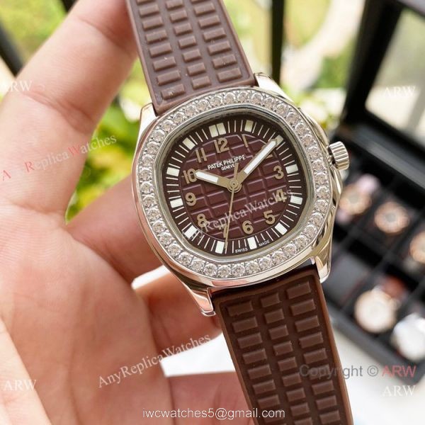 Replica Patek Philippe Lady-Aquanaut Watch Diamond Bezel Black Dial 2