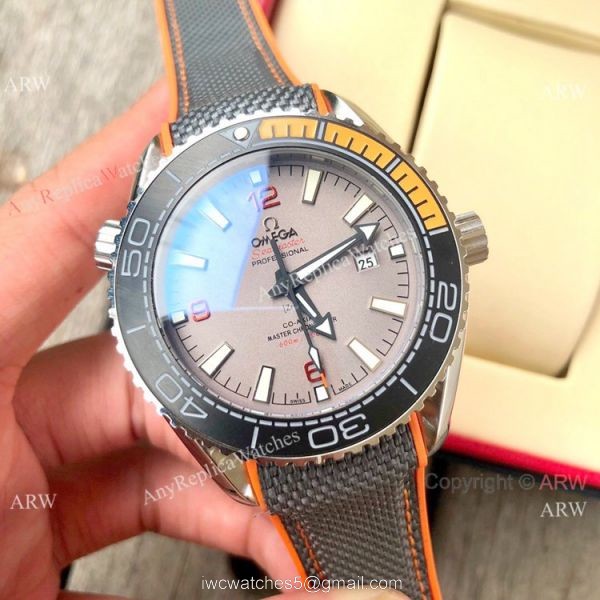 Replica Omega Seamaster Planet Ocean 600m Watch Rose Gold Brown Dial 3