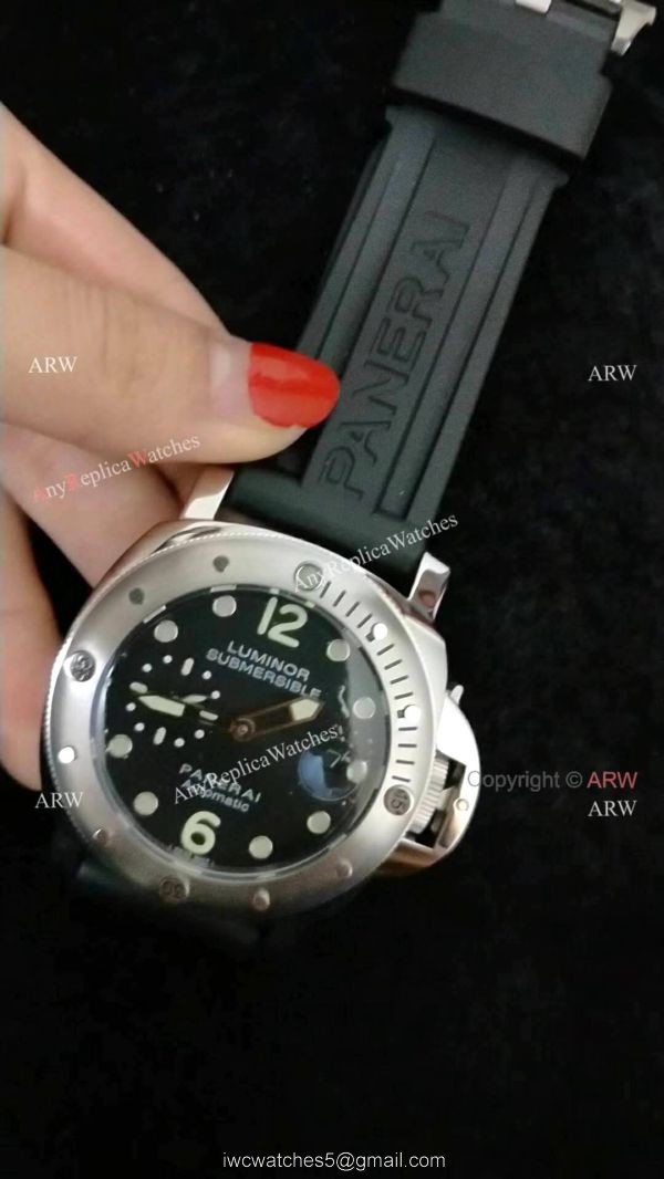 Buy Replica PAM 024 Panerai Luminor Submersible SS Rubber Watch 3