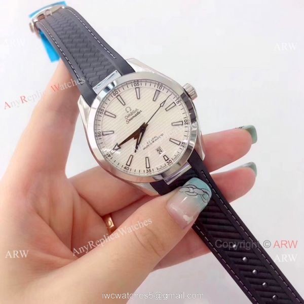 2019 Omega Seamaster Aqua Terra 150m Silver Dial Watch 41mm 3