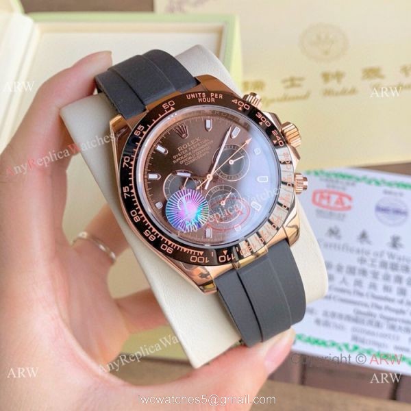 Copy Rolex Daytona 43mm Watch Rose Gold Chocolate Dial Rubber Strap 3