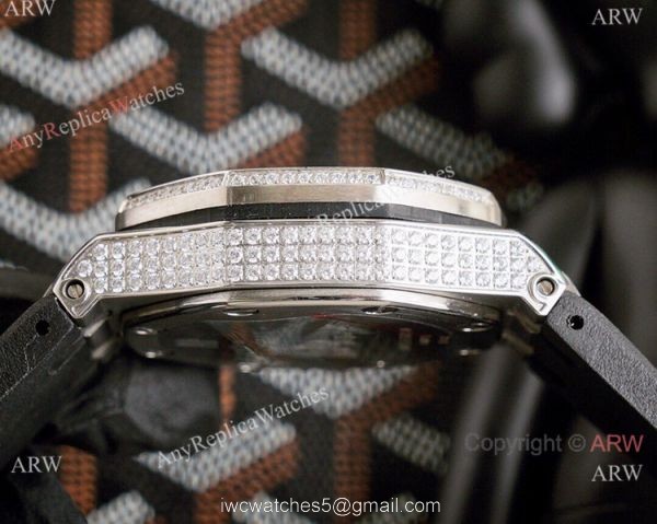 Knockoff Audemars Piguet Royal Oak Offshore Watch Iced Out White Face 3