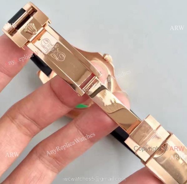 NOOB Factory Rolex Yachtmaster Rose Gold 116655 Replica Watch -Black Rubber Strap 3