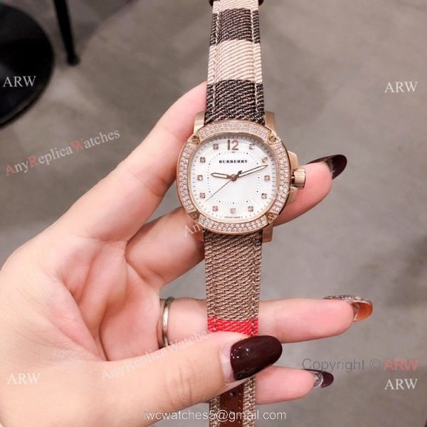 New Style Copy Burberry Lady watch Rose Gold Gray Face 3