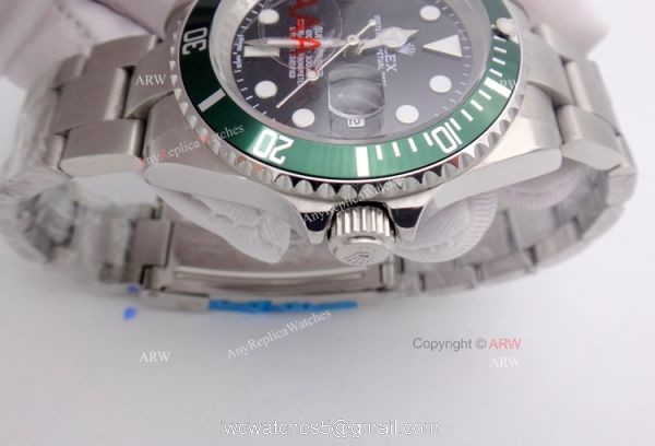 Rolex 50th Anniversary Kermit Submarimer Replica Watch 16610LV 3