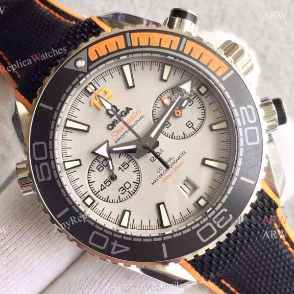 (OM)Swiss Replica Omega Seamaster 600m Watch White Dial Black Gummy Band 3