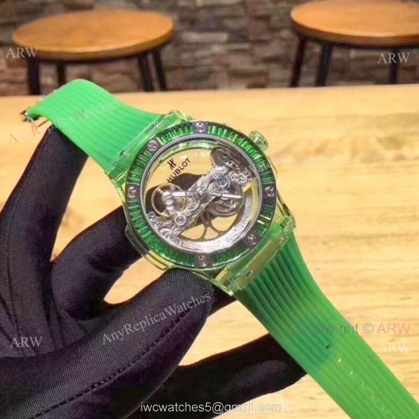 2019 Hublot Unico Sapphire Replica Watch Transparent Case Rainbow Bezel 3