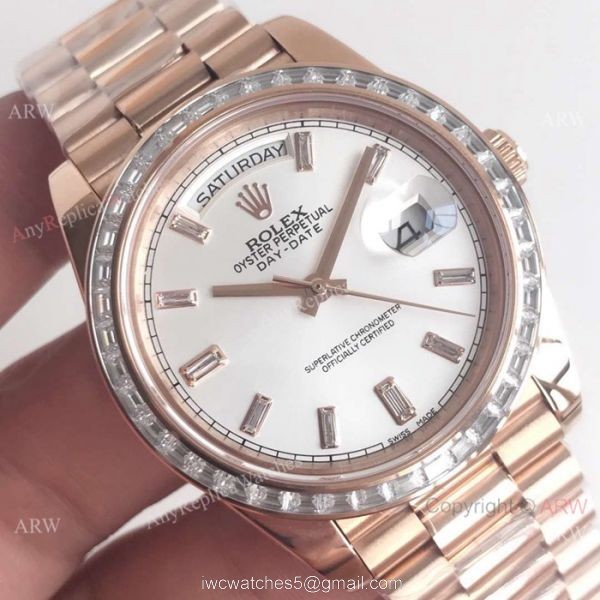 Swiss 2836 DayDate II Rolex Presidential 41mm Replica Watch Rose Gold Silver Dial 3