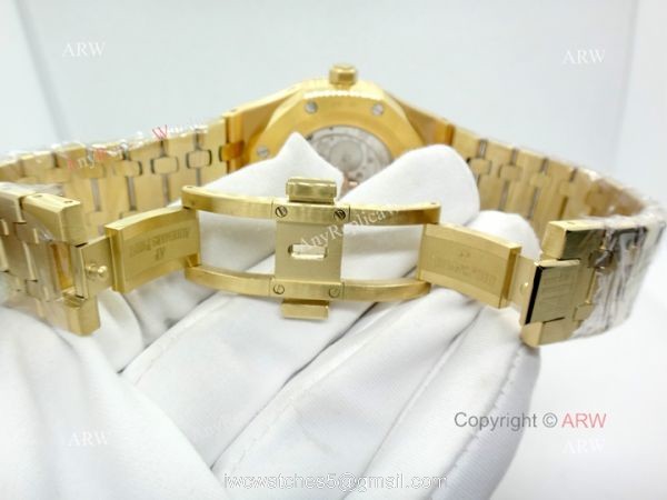 Audemars Piguet Royal Oak Perpetual Calendar Replica Watch Blue Dial Yellow Gold 3