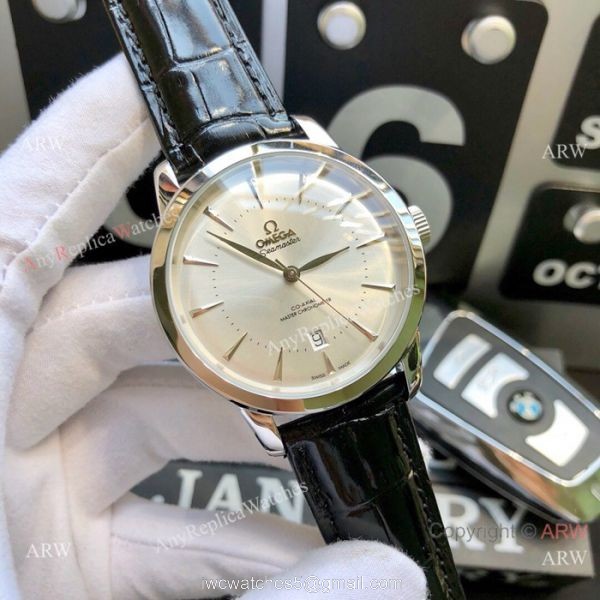 Fake Omega Seamaster Co-Axial SS Silver dial watches Automatic Movement 3