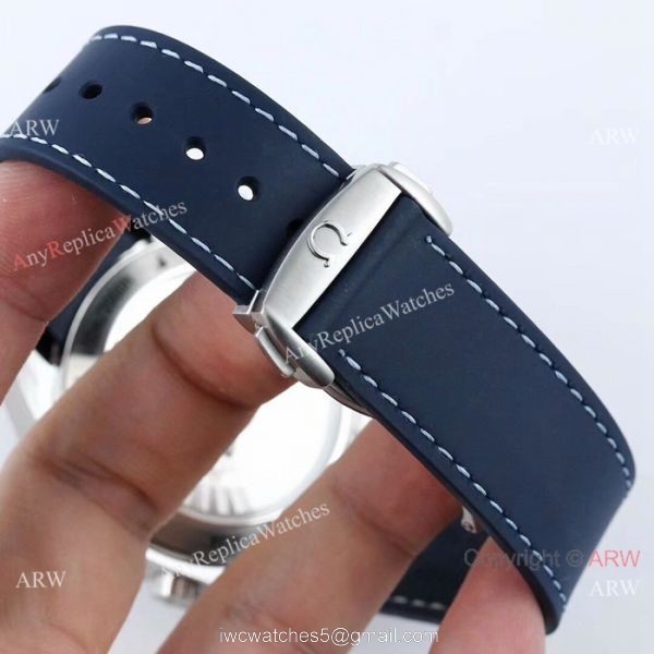Replica Omega Seamaster 600m SS Blue Rubber Strap Watch Swiss 9300 Movement 3