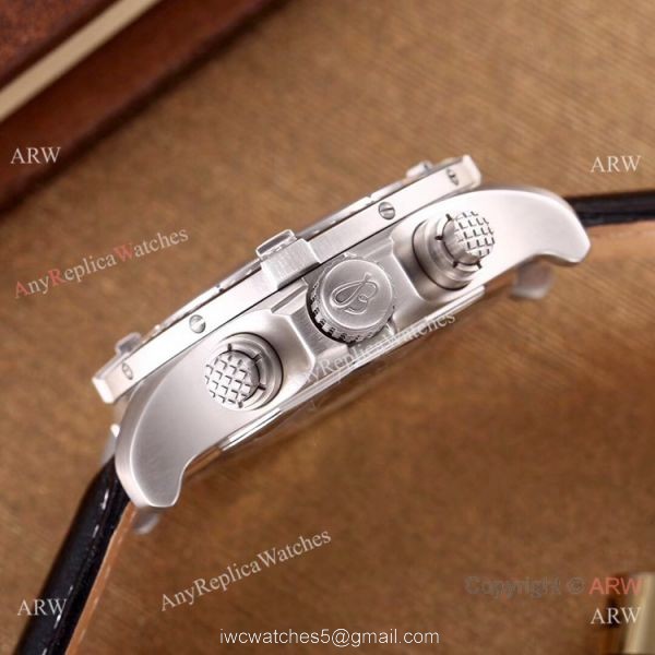 New Style Breitling Avenger Seawolf Chronograph Men Watch White Face 3